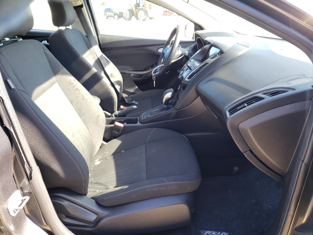 Photo 5 from auction – 2018 FORD FOCUS SEL with VIN 1FADP3M20JL217337