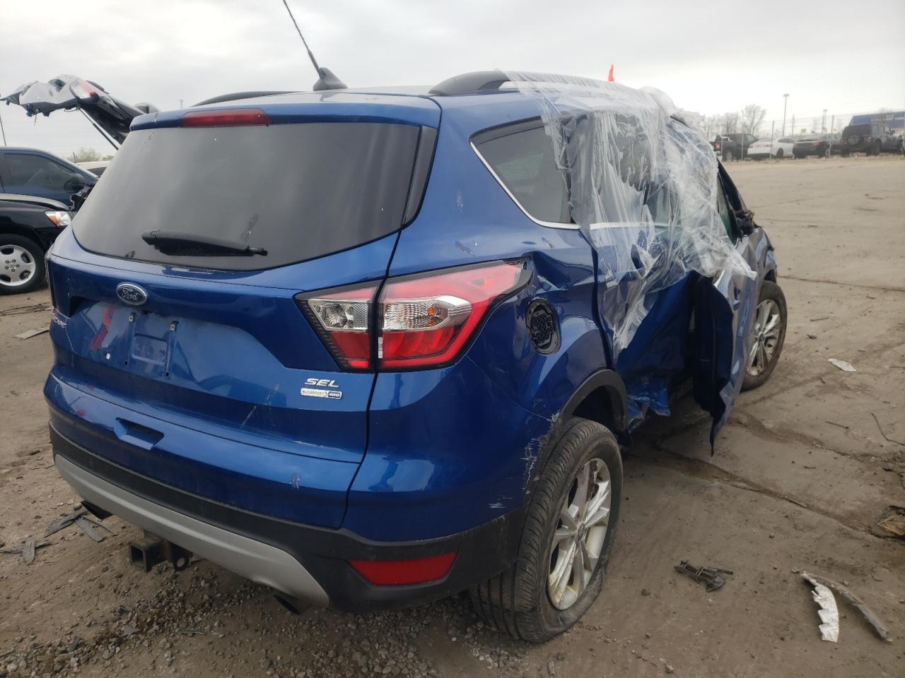 Photo 4 from auction – 2018 FORD ESCAPE SEL with VIN 1FMCU9HD2JUD30693