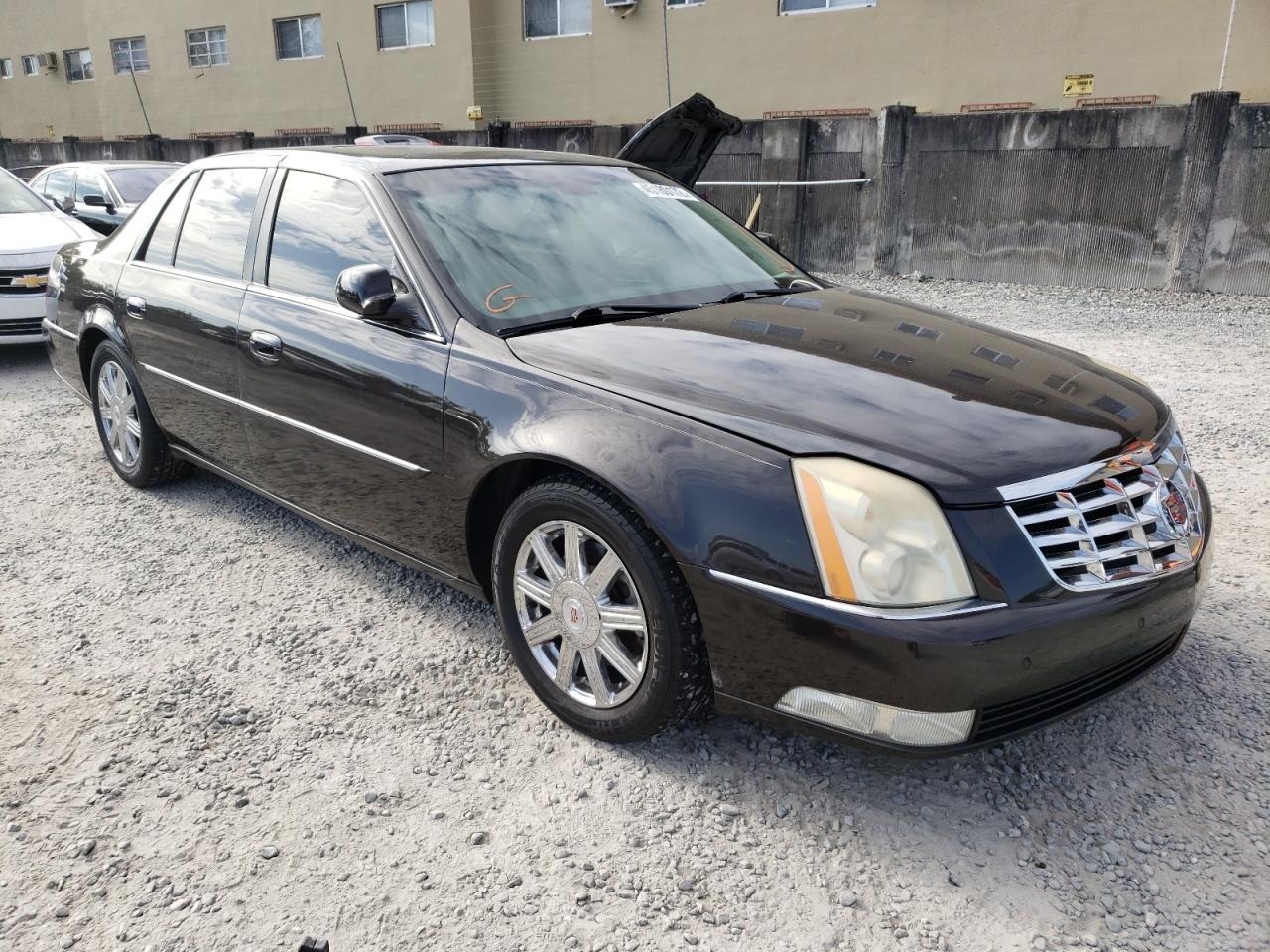 CADILLAC DTS 2008 with VIN 1G6KD57Y38U110599 - Photo from auction