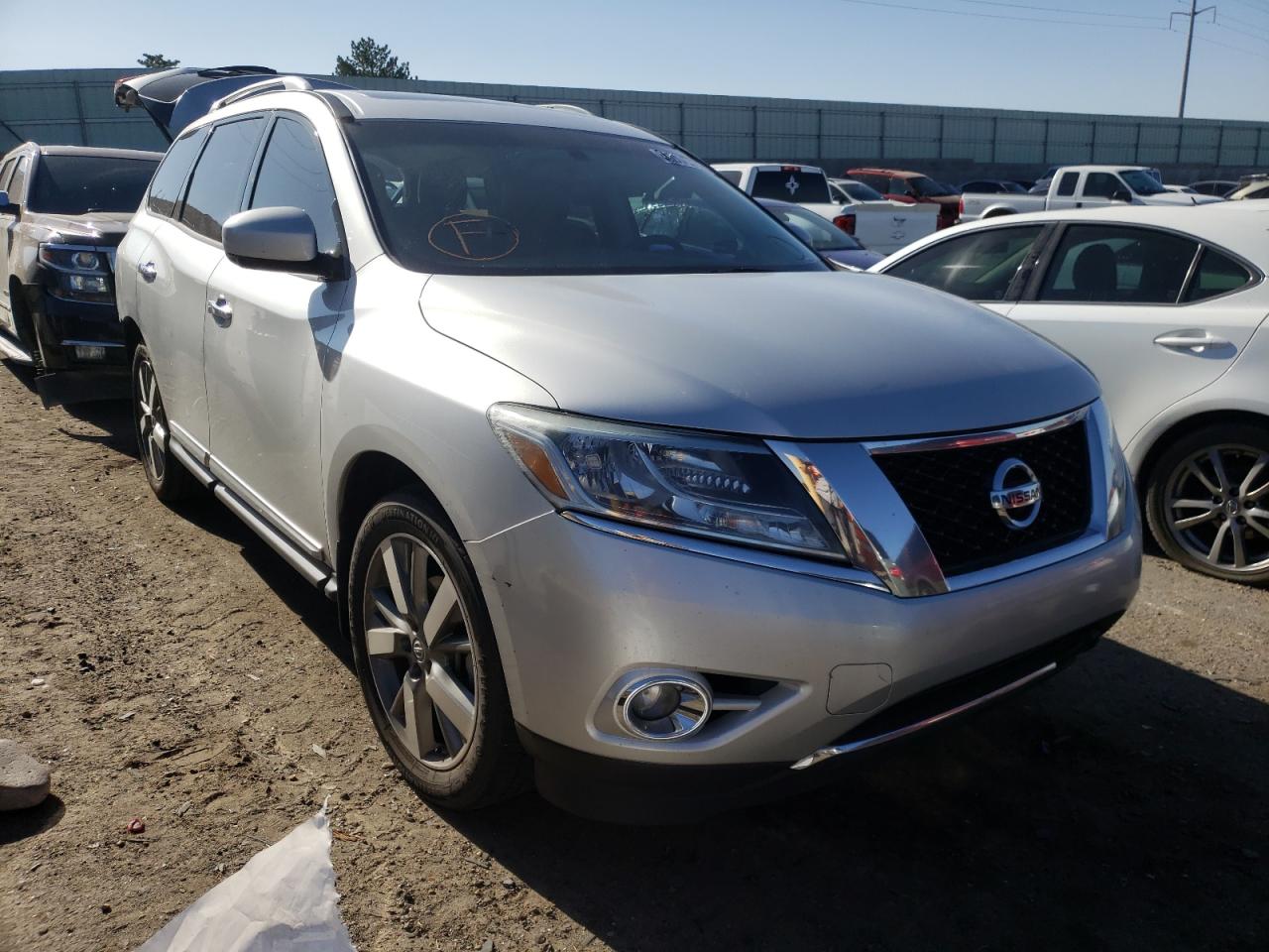 Photo 1 from auction – 2014 NISSAN PATHFINDER with VIN 5N1AR2MM1EC663663