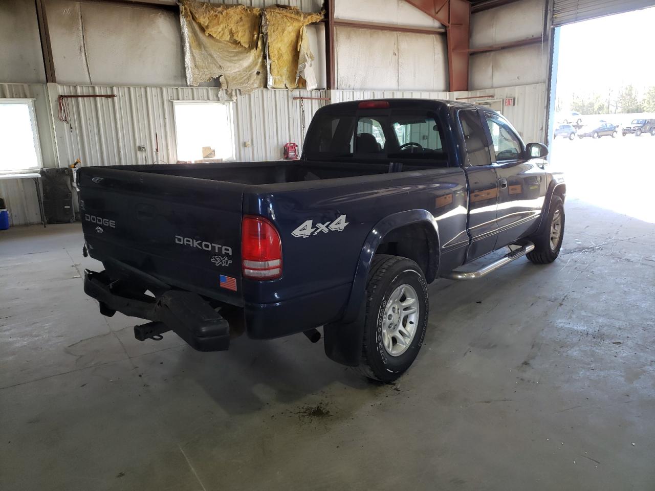 Photo 4 from auction – 2003 DODGE DAKOTA SXT with VIN 1D7HG12X43S296198