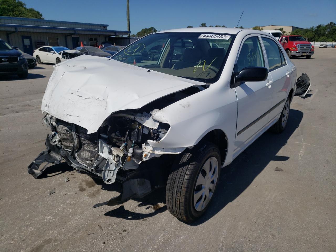 Photo 2 from auction – 2005 TOYOTA COROLLA CE with VIN 1NXBR32E95Z497635