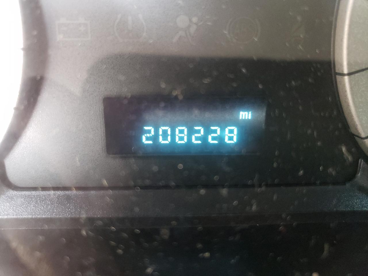 Photo 8 from auction – 2009 FORD ESCAPE XLS with VIN 1FMCU02779KD15094