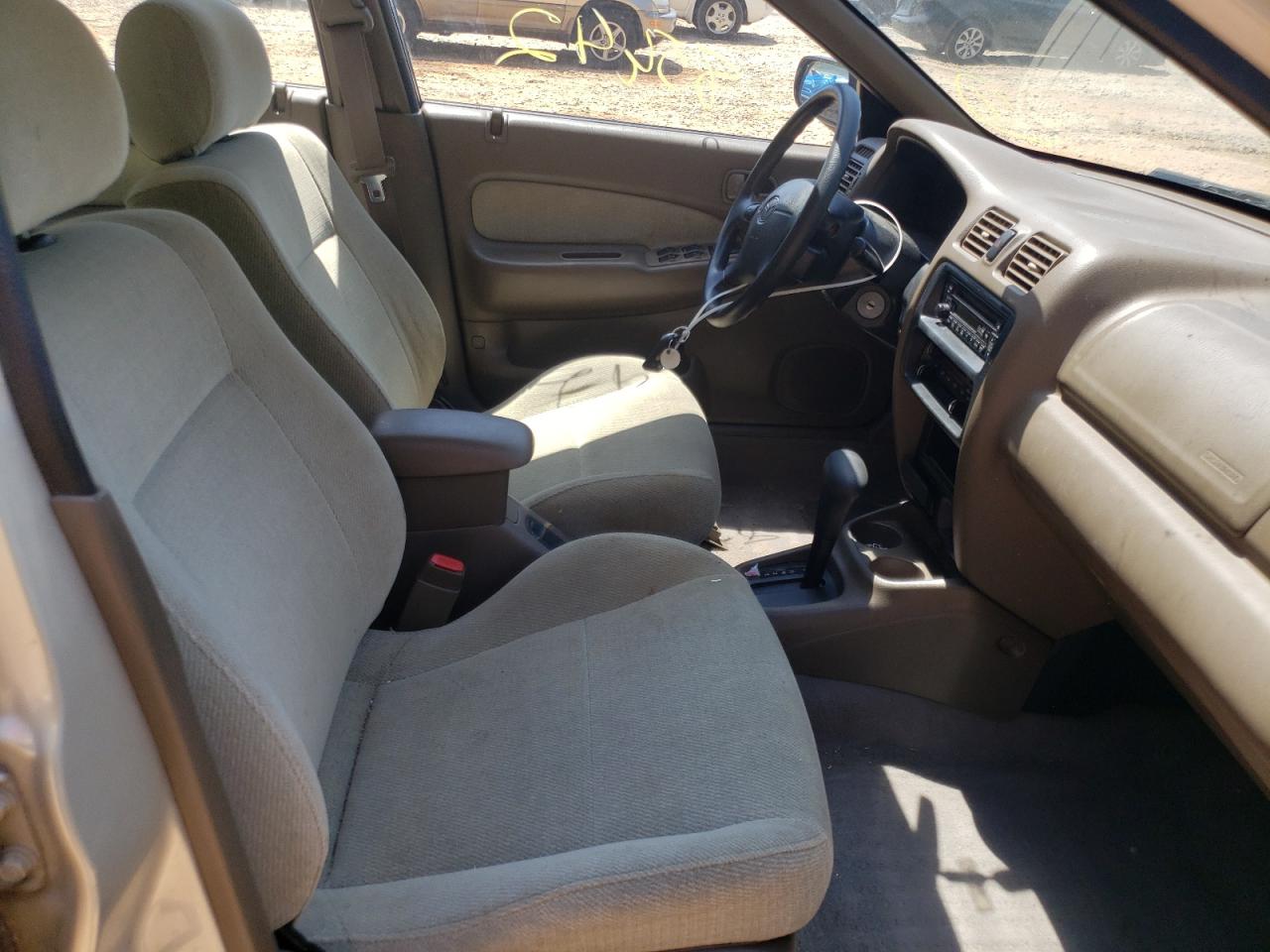 Photo 5 from auction – 1998 MAZDA PROTEGE DX with VIN JM1BC1417W0215862