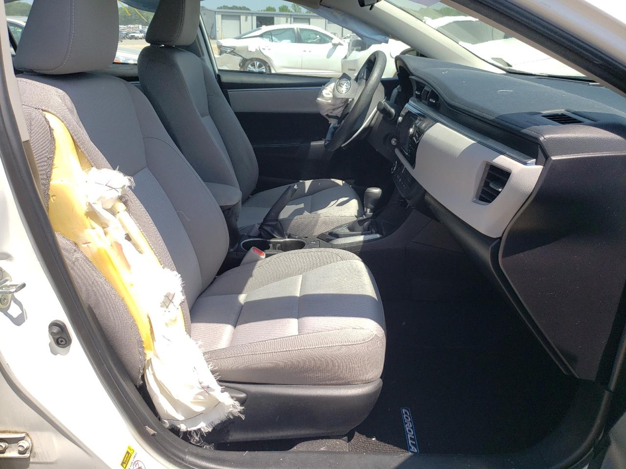 Photo 5 from auction – 2016 TOYOTA COROLLA L with VIN 5YFBURHE1GP421551