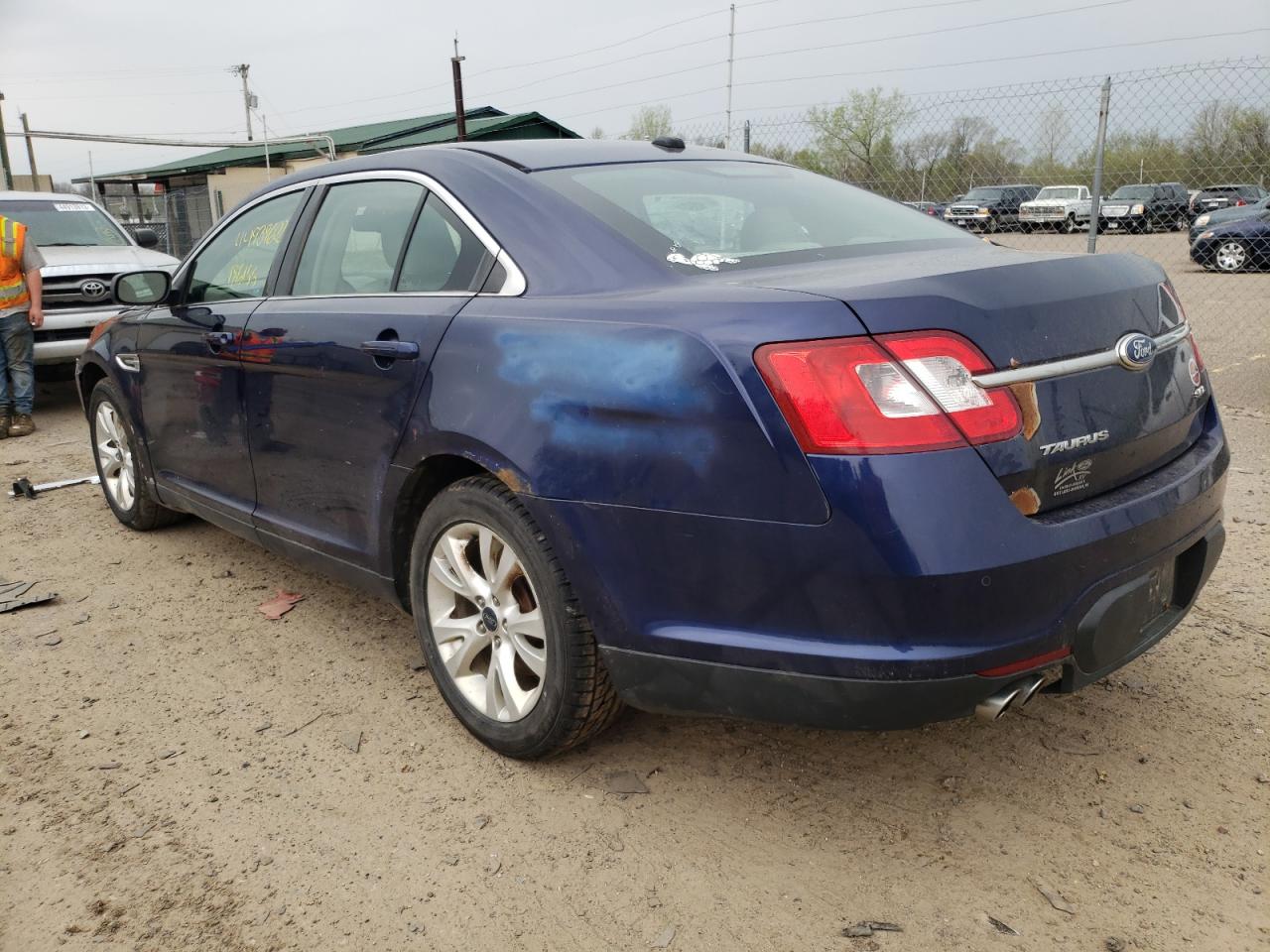 Photo 3 from auction – 2011 FORD TAURUS SEL with VIN 1FAHP2EW6BG118626