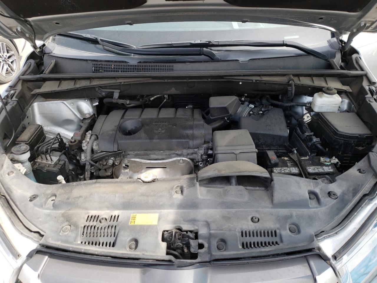 Photo 7 from auction – 2019 TOYOTA HIGHLANDER with VIN 5TDZARFH5KS046428