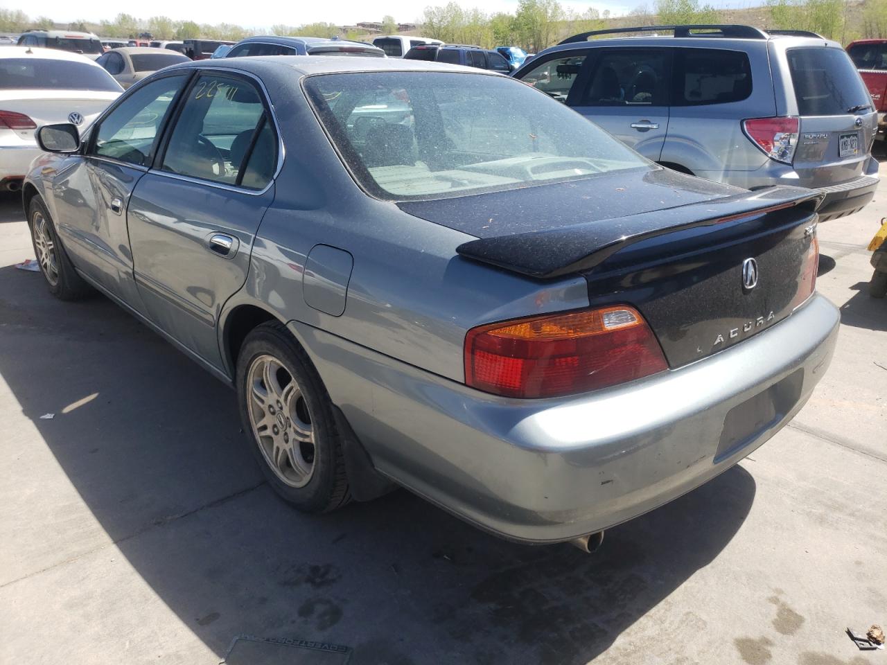 Photo 3 from auction – 2000 ACURA 3.2TL with VIN 19UUA5663YA004736
