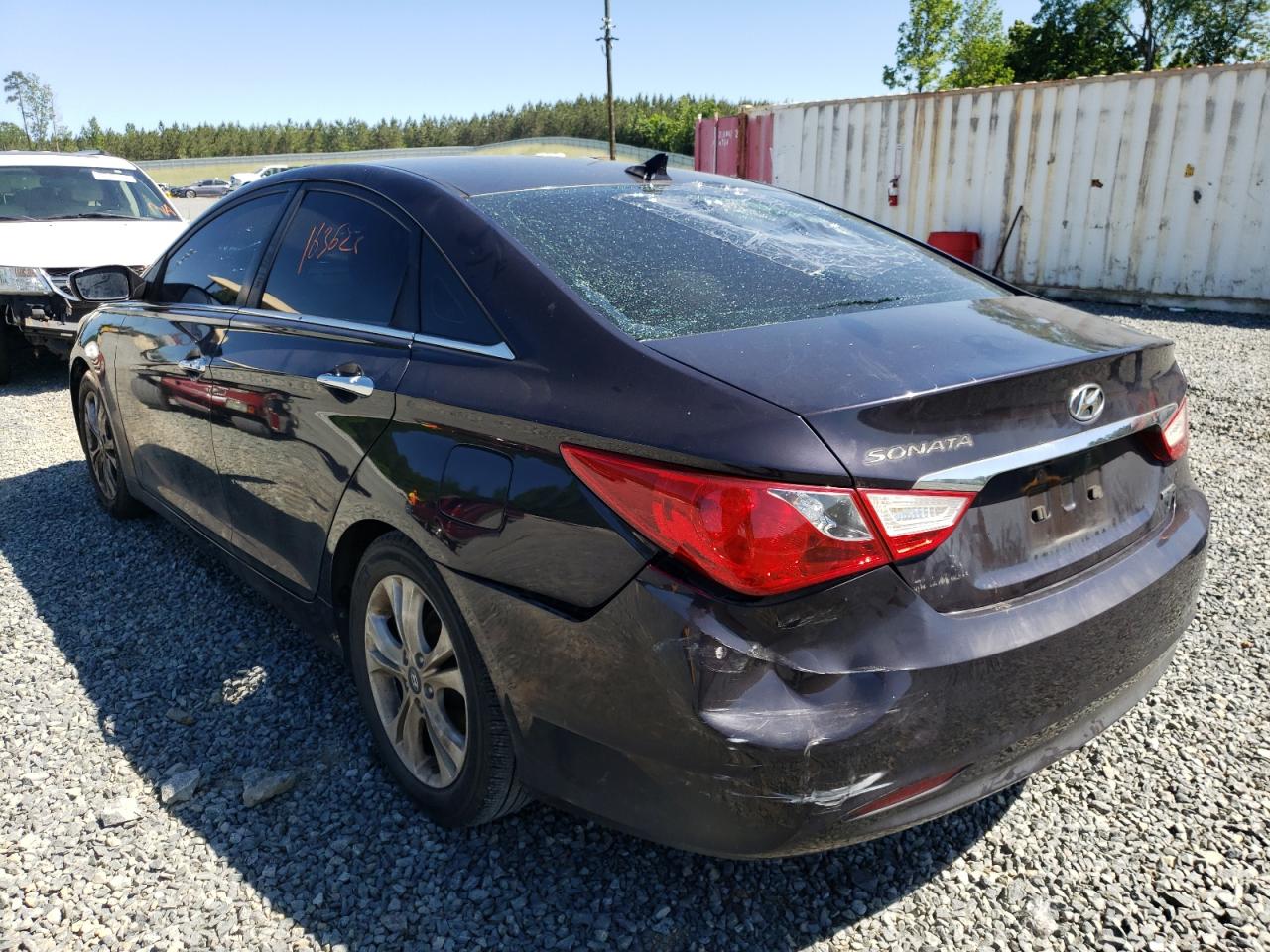 Photo 3 from auction – 2011 HYUNDAI SONATA SE with VIN 5NPEC4AC3BH152129