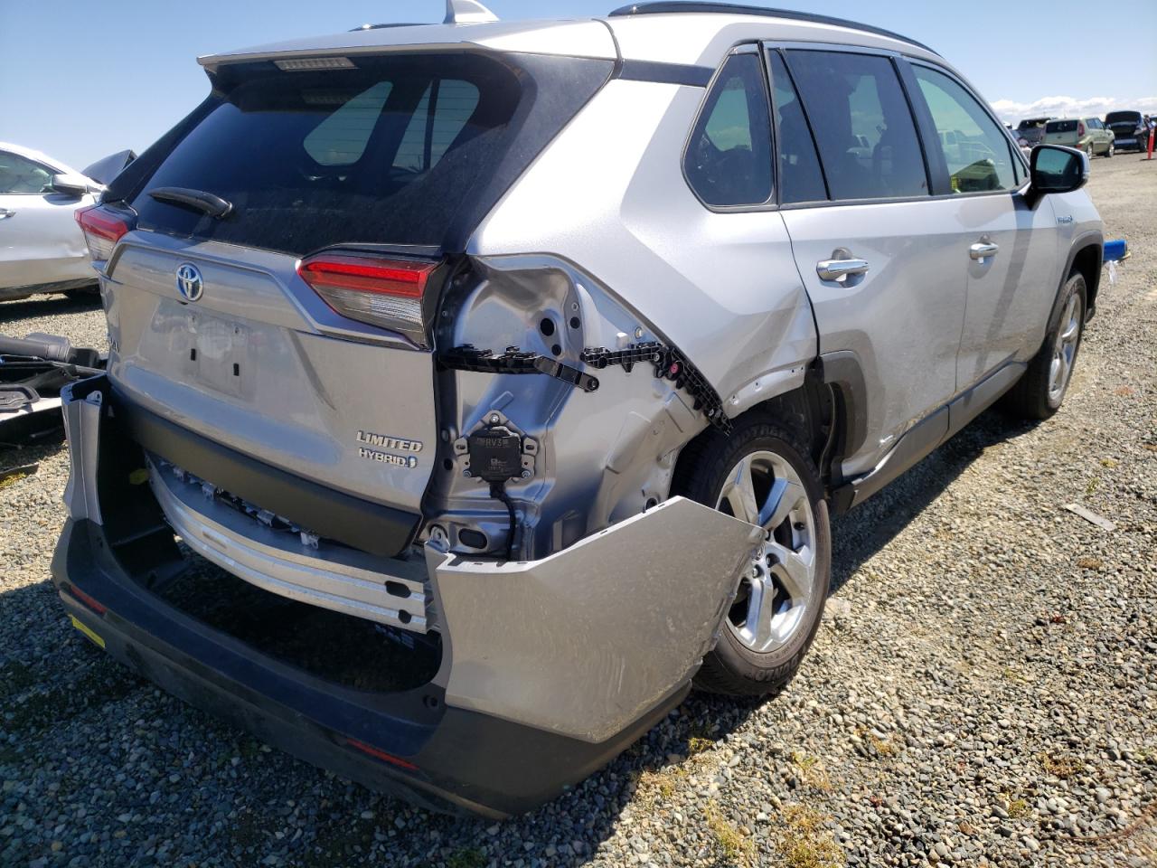 Photo 4 from auction – 2020 TOYOTA RAV4 LIMIT with VIN JTMDWRFV8LD538210