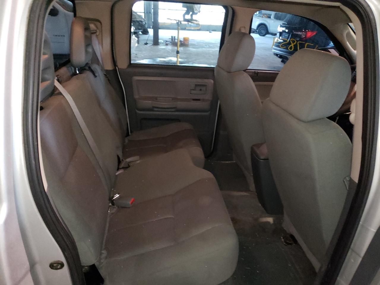 Photo 6 from auction – 2005 DODGE DAKOTA QUA with VIN 1D7HE48N25S345611