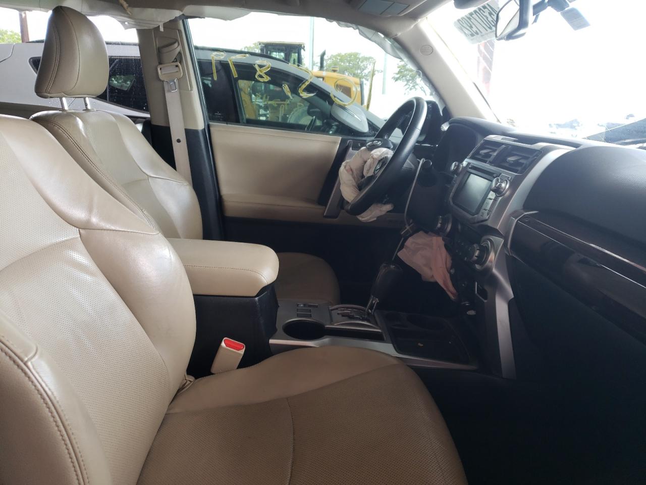 Photo 5 from auction – 2015 TOYOTA 4RUNNER SR with VIN JTEZU5JR2F5088515
