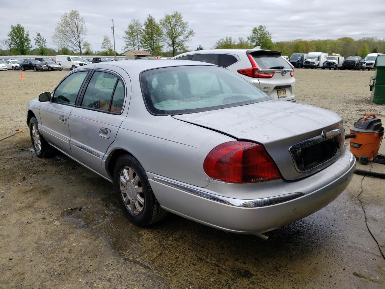 Photo 3 from auction – 2000 LINCOLN CONTINENTA with VIN 1LNHM97V4YY791638