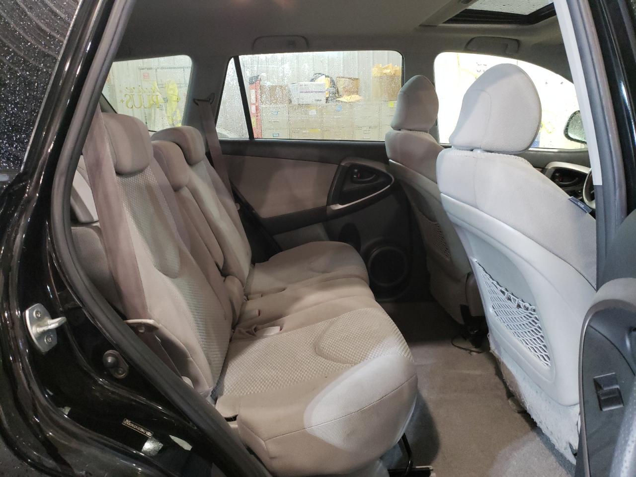 Photo 6 from auction – 2007 TOYOTA RAV4 LIMIT with VIN JTMBD31V376030531