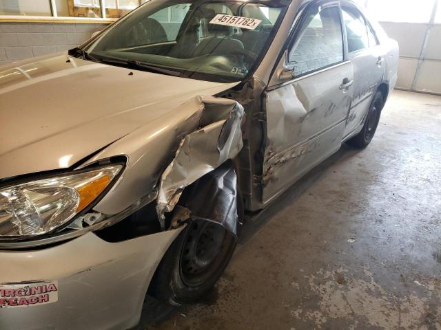 Photo 9 from auction – 2004 TOYOTA CAMRY LE with VIN 4T1BE32K34U333930