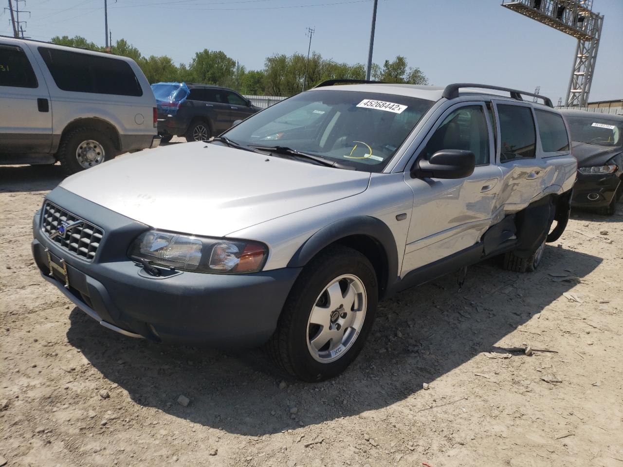Photo 2 from auction – 2004 VOLVO XC70 with VIN YV1SZ59H041126907