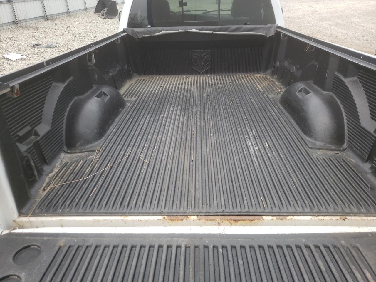 Photo 6 from auction – 2004 DODGE RAM 1500 S with VIN 1D7HU16D54J208422