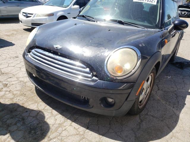 Photo 9 from auction – 2009 MINI COOPER with VIN WMWMF33529TW71297