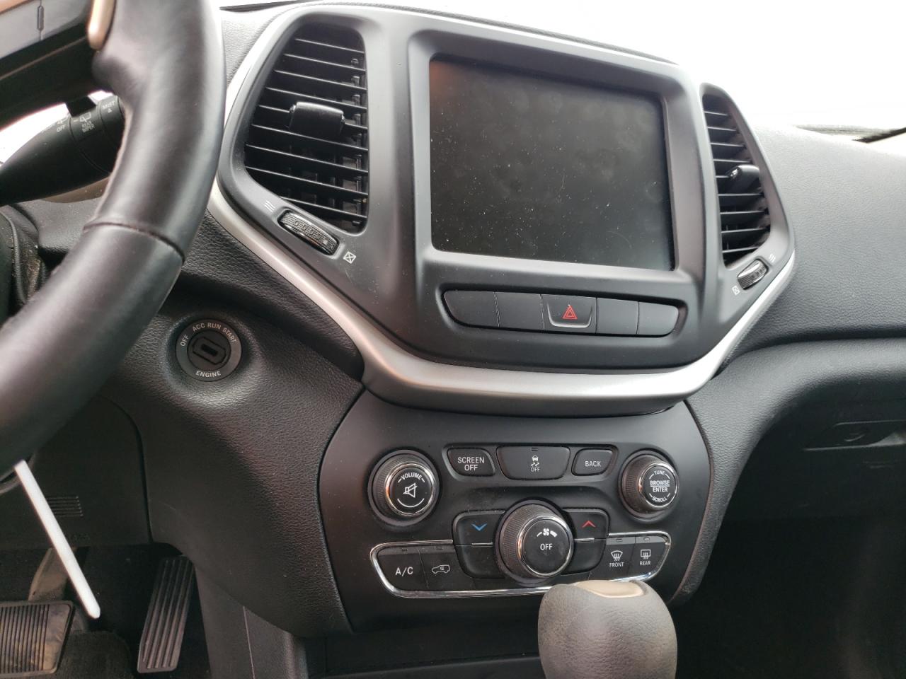 Photo 9 from auction – 2015 JEEP CHEROKEE L with VIN 1C4PJMCB1FW525235