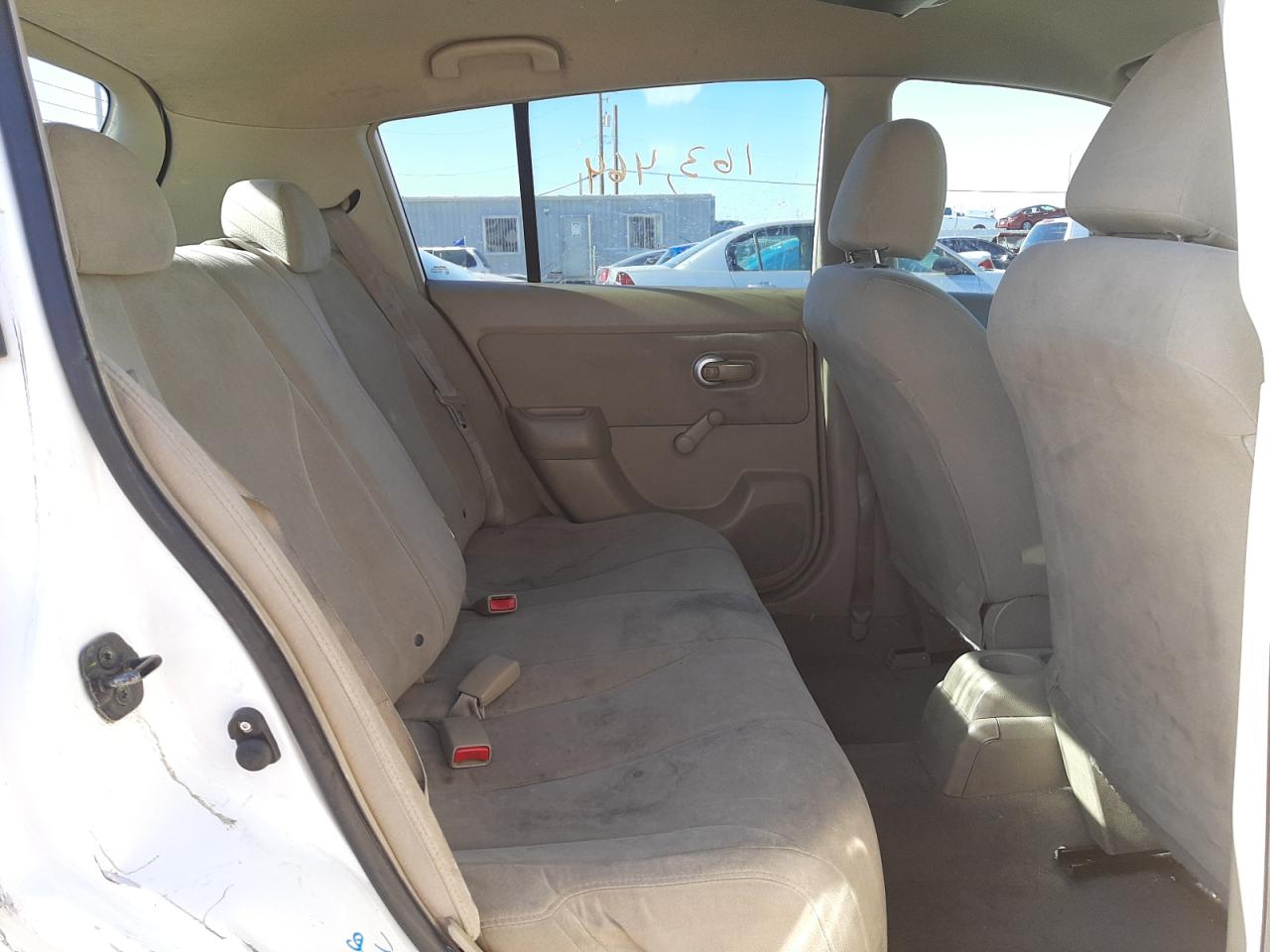 Photo 6 from auction – 2008 NISSAN VERSA S with VIN 3N1BC13E38L444200