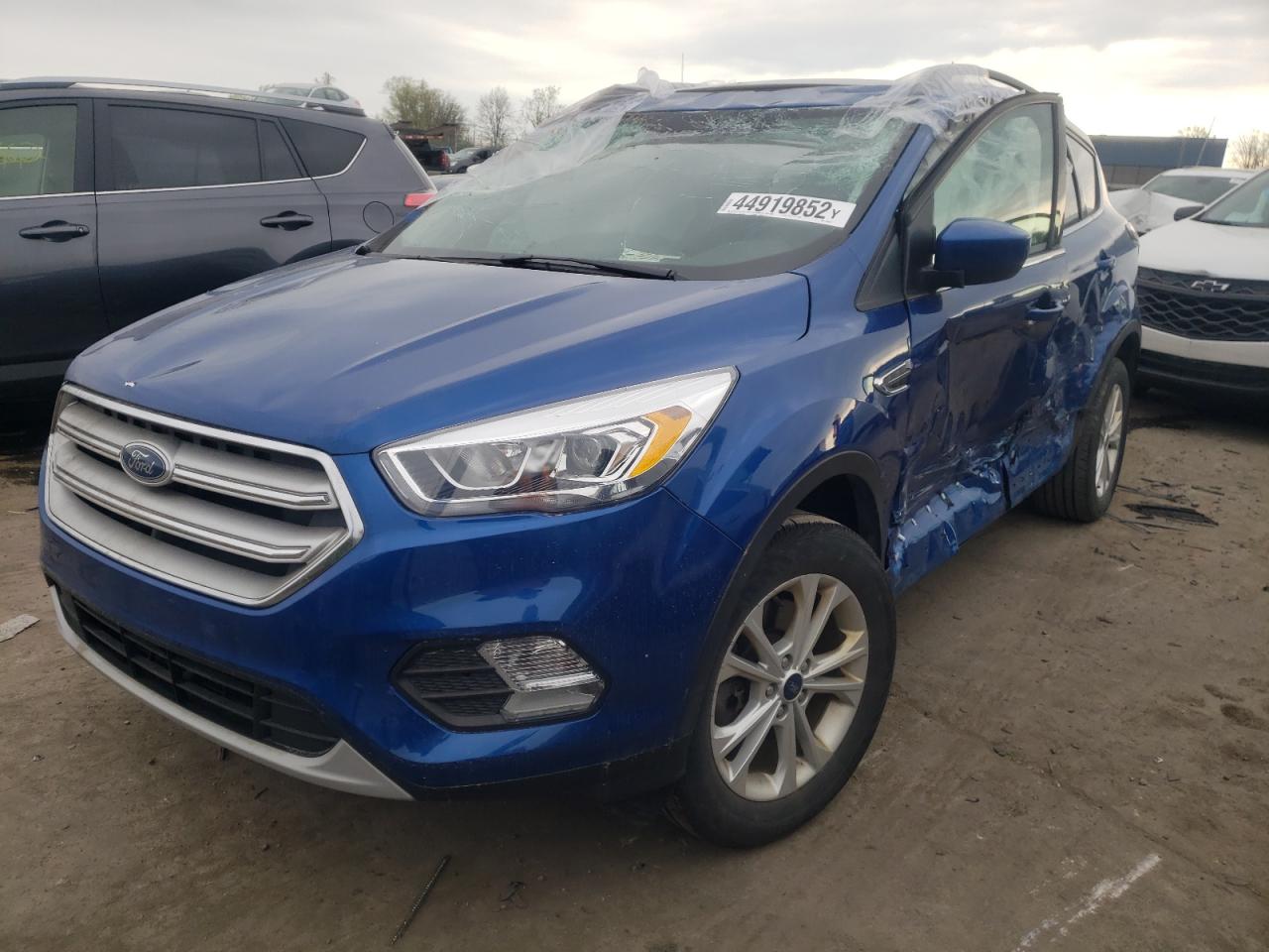 Photo 2 from auction – 2018 FORD ESCAPE SEL with VIN 1FMCU9HD2JUD30693