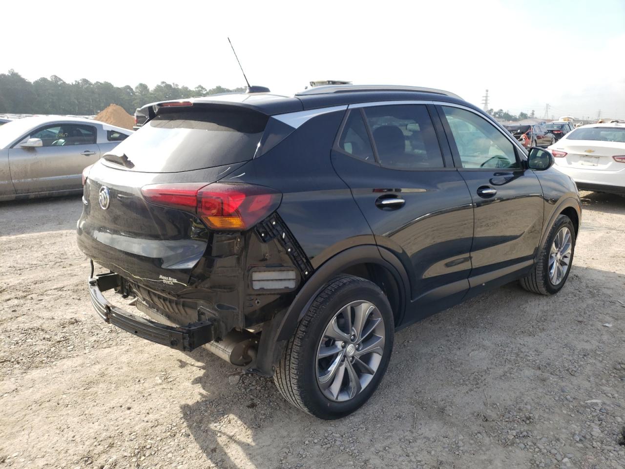 Photo 4 from auction – 2020 BUICK ENCORE GX with VIN KL4MMFSL9LB085309