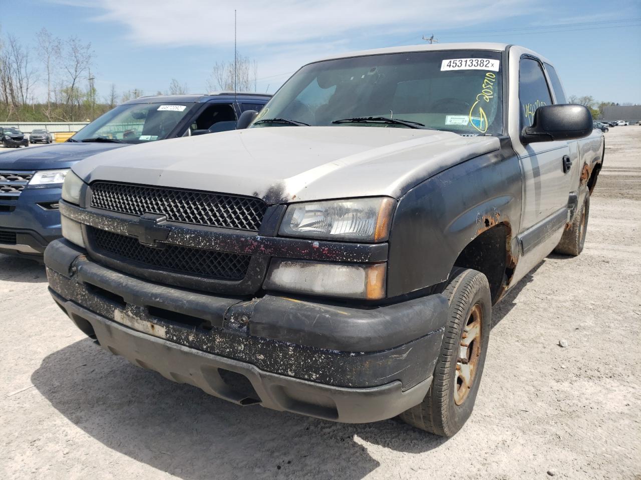 Photo 2 from auction – 2004 CHEVROLET SILVERADO with VIN 2GCEK19T741182292