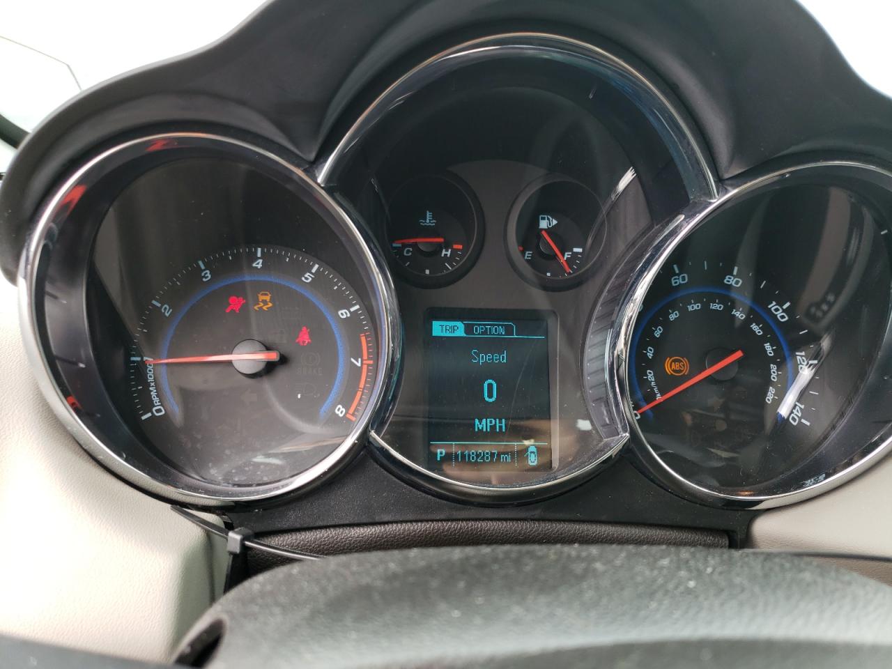 Photo 8 from auction – 2014 CHEVROLET CRUZE LT with VIN 1G1PC5SB5E7233610