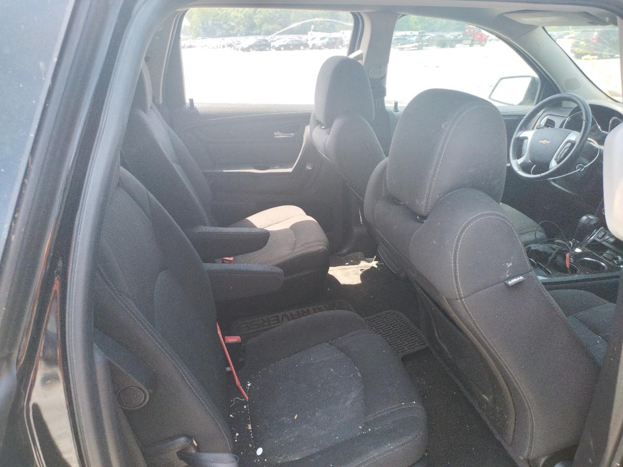 Photo 6 from auction – 2016 CHEVROLET TRAVERSE L with VIN 1GNKRGKD4GJ107877