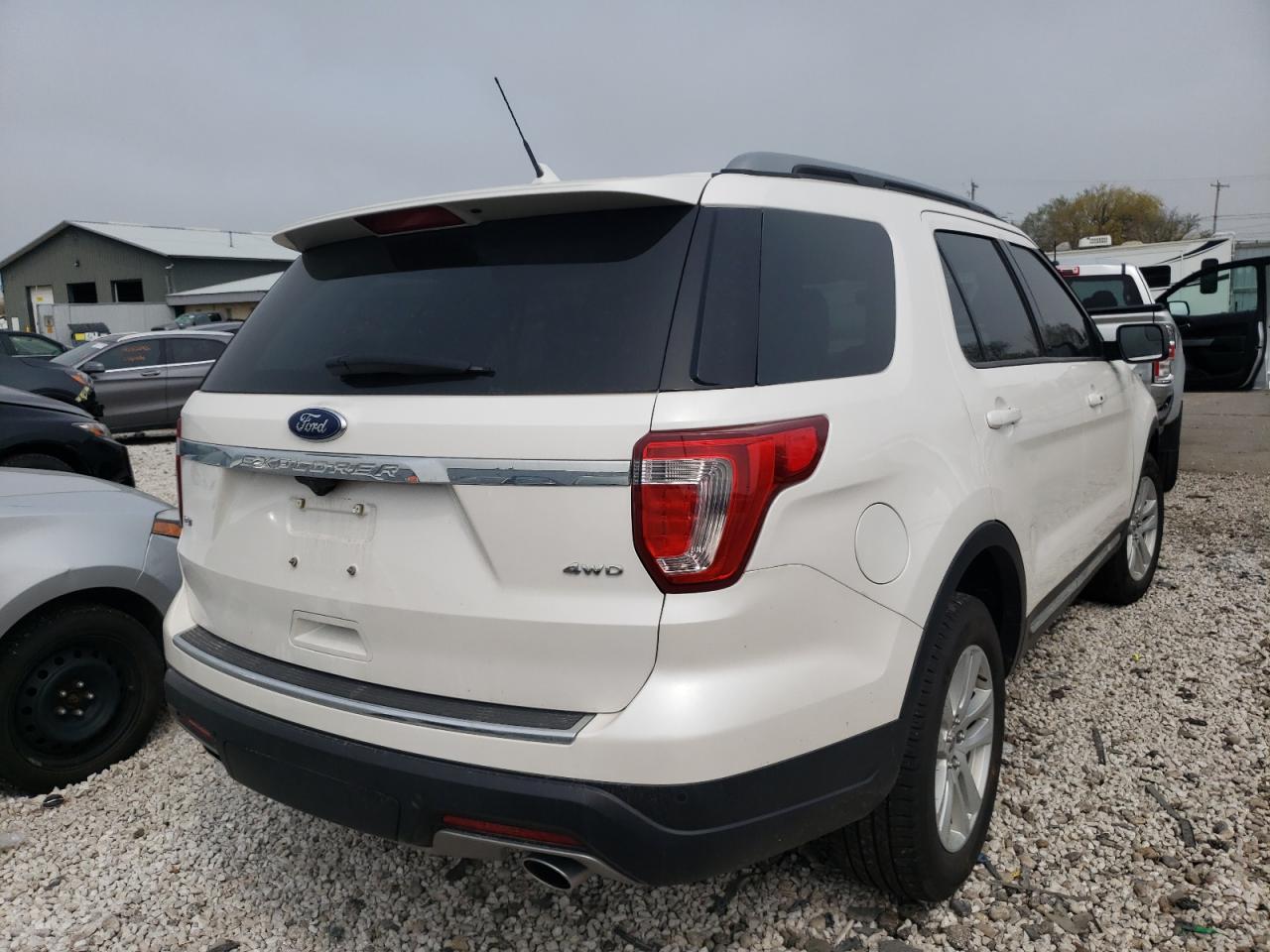 Photo 17 from auction – 2018 FORD EXPLORER X with VIN 1FM5K8D80JGC05871