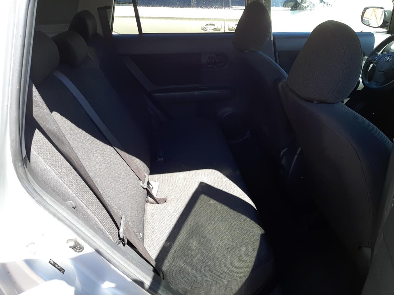 Photo 6 from auction – 2008 SCION XB with VIN JTLKE50E481035850