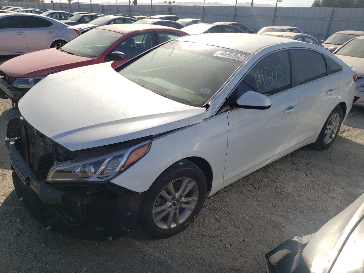 Photo 2 from auction – 2016 HYUNDAI SONATA SE with VIN 5NPE24AF6GH381392