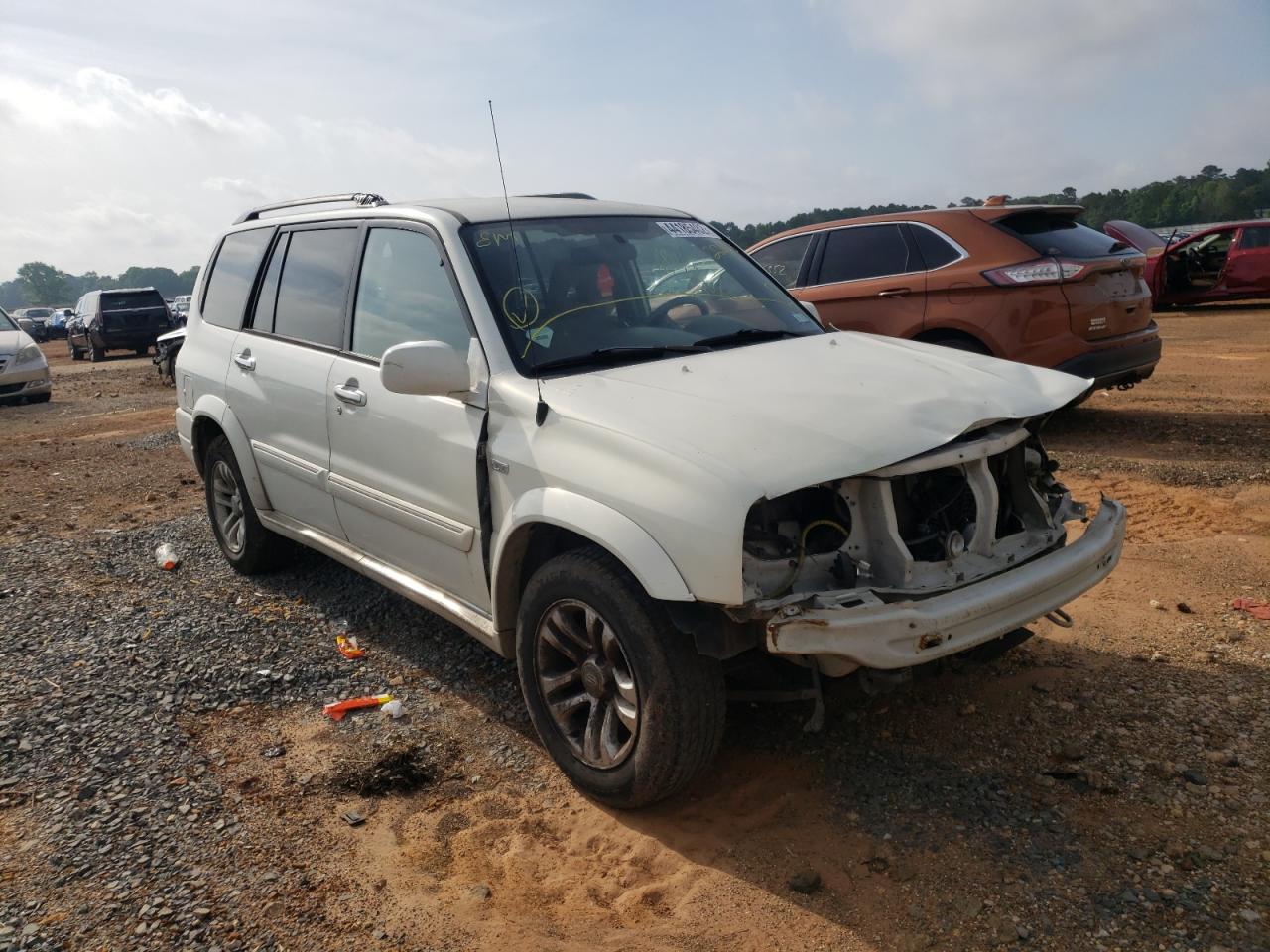 SUZUKI XL7 EX 2004 with VIN JS3TY92V644102258 - Photo from auction