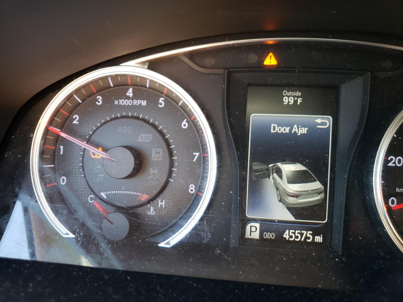 Photo 8 from auction – 2017 TOYOTA CAMRY LE with VIN 4T1BF1FK4HU673671