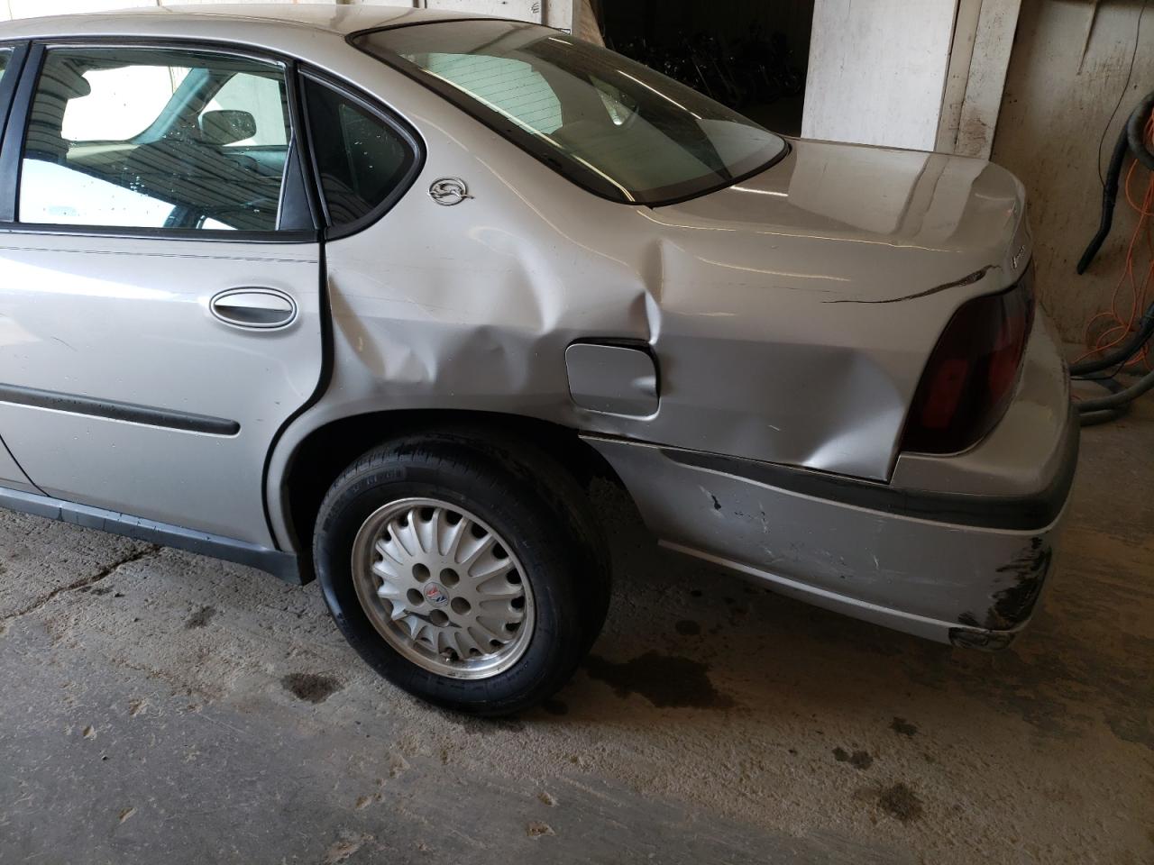 Photo 9 from auction – 2000 CHEVROLET IMPALA with VIN 2G1WF55E9Y9138060