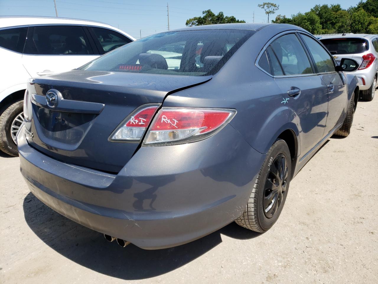 Photo 4 from auction – 2011 MAZDA 6 I with VIN 1YVHZ8BH0B5M01249