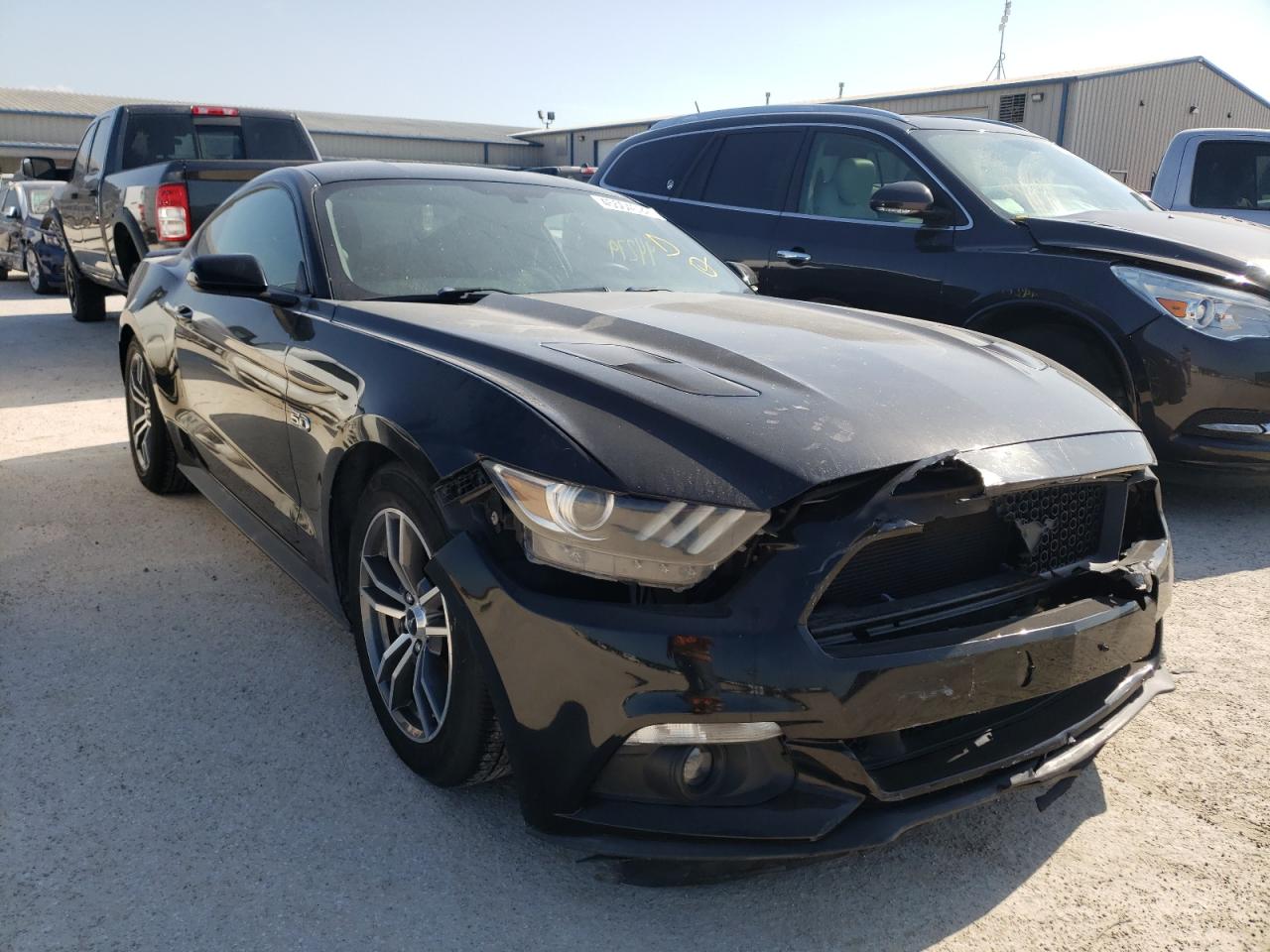 FORD MUSTANG GT 2015 with VIN 1FA6P8CF1F5322040 - Photo from auction