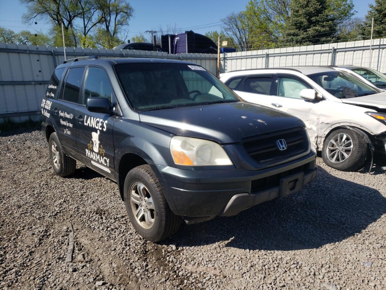HONDA PILOT EXL 2003 with VIN 2HKYF18603H596833 - Photo from auction