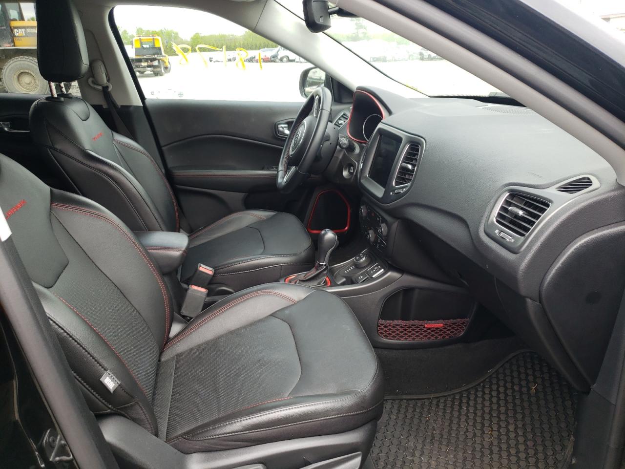 Photo 5 from auction – 2020 JEEP COMPASS TR with VIN 3C4NJDDB3LT227650