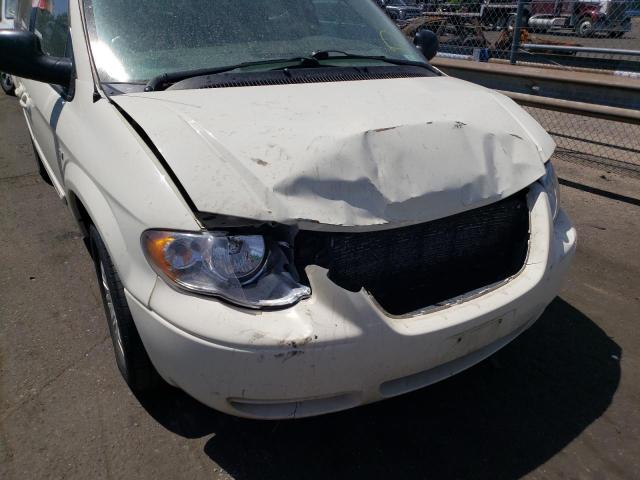 Photo 9 from auction – 2007 CHRYSLER TOWN & COU with VIN 2A4GP54L47R153728