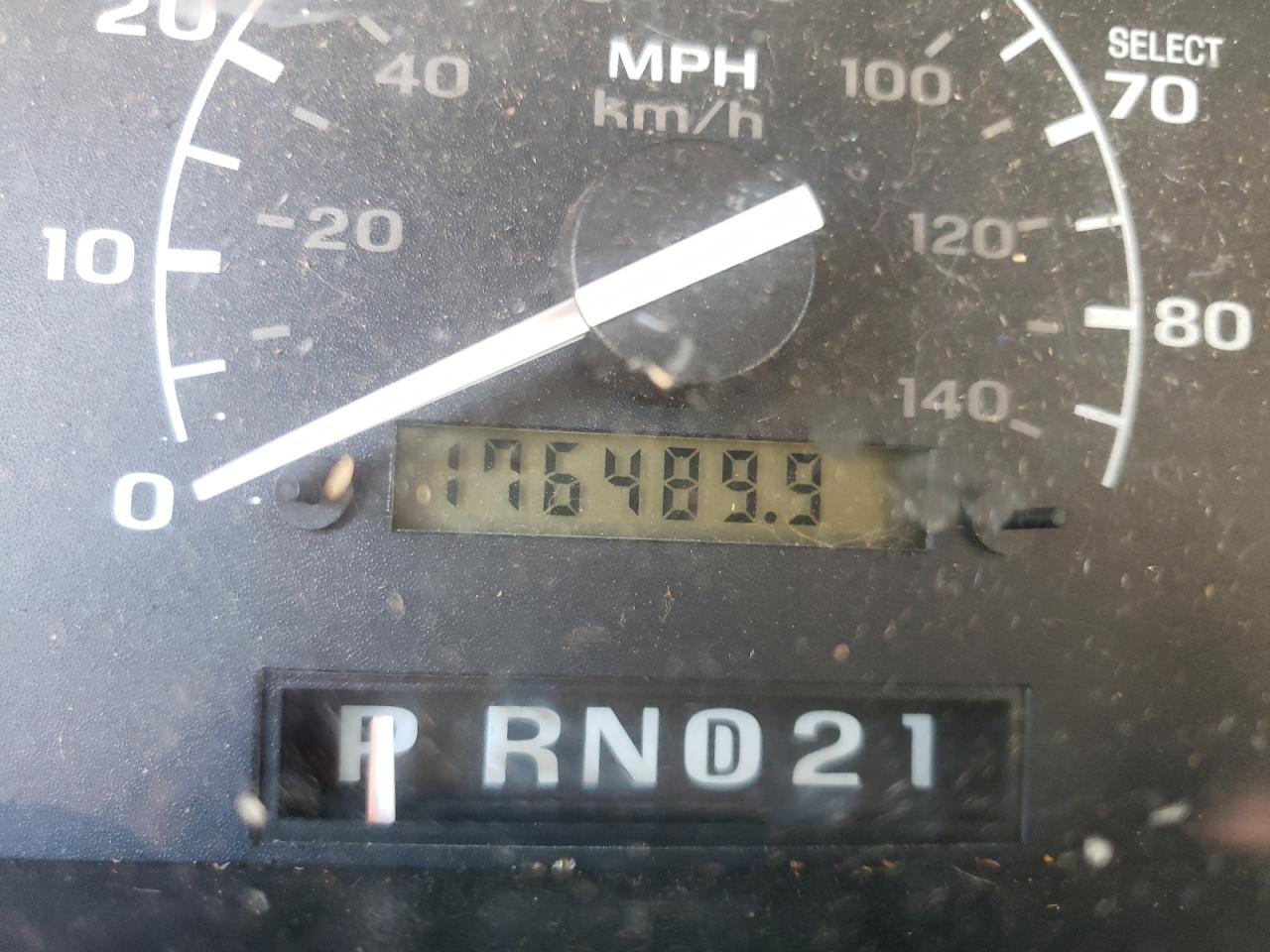 Photo 8 from auction – 1997 FORD F250 with VIN 1FTHW25G9VEA69766