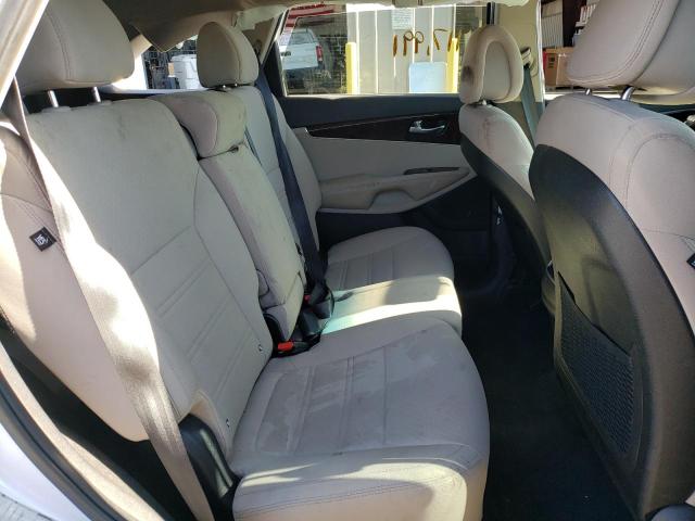 Photo 6 from auction – 2016 KIA SORENTO LX with VIN 5XYPGDA57GG111497
