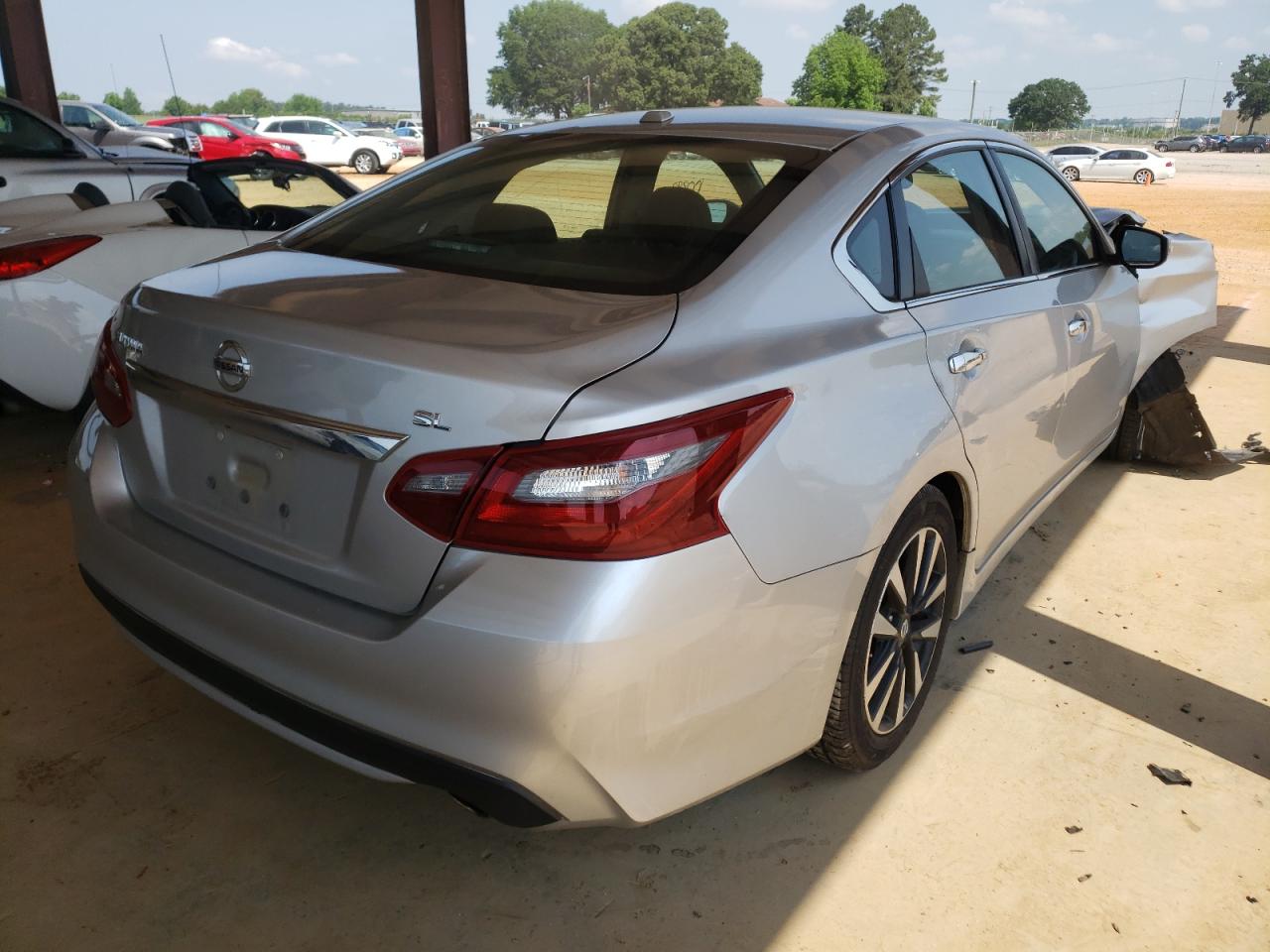 Photo 4 from auction – 2018 NISSAN ALTIMA 2.5 with VIN 1N4AL3AP3JC167855