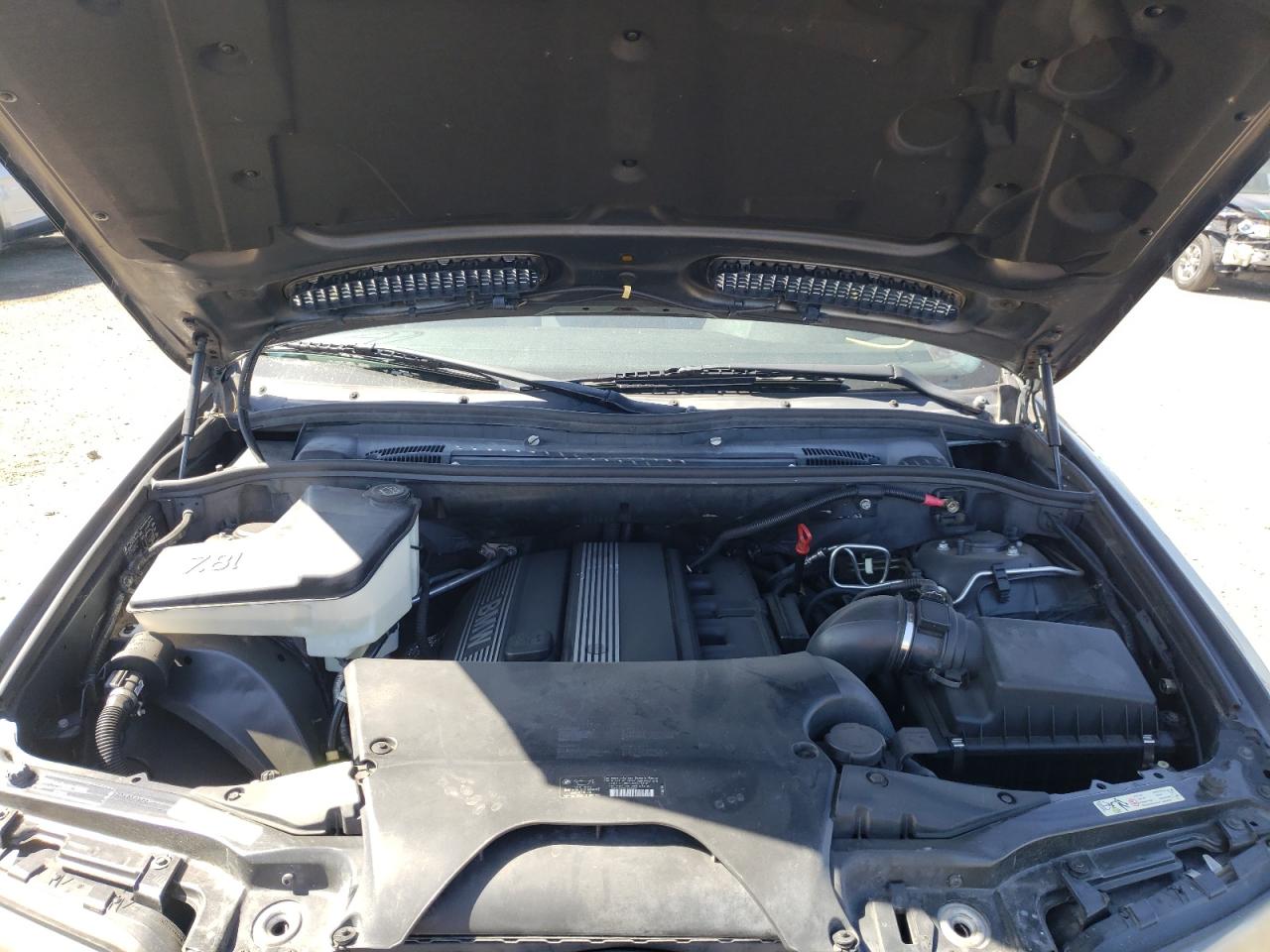 Photo 7 from auction – 2005 BMW X5 3.0I with VIN 5UXFA13515LY23688