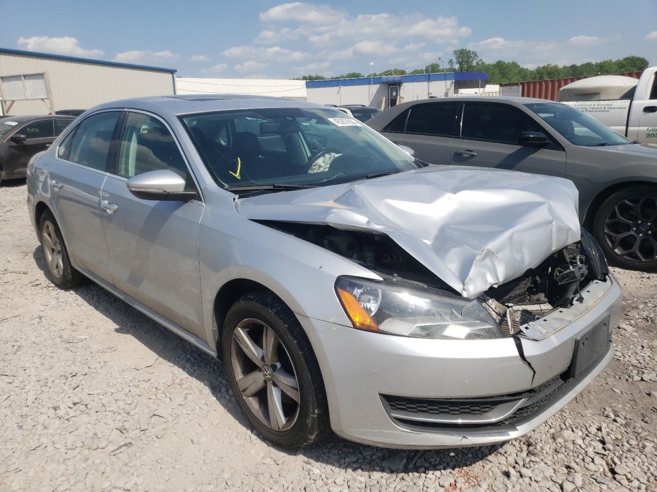 VOLKSWAGEN PASSAT SE 2012 with VIN 1VWBN7A3XCC090558 - Photo from auction