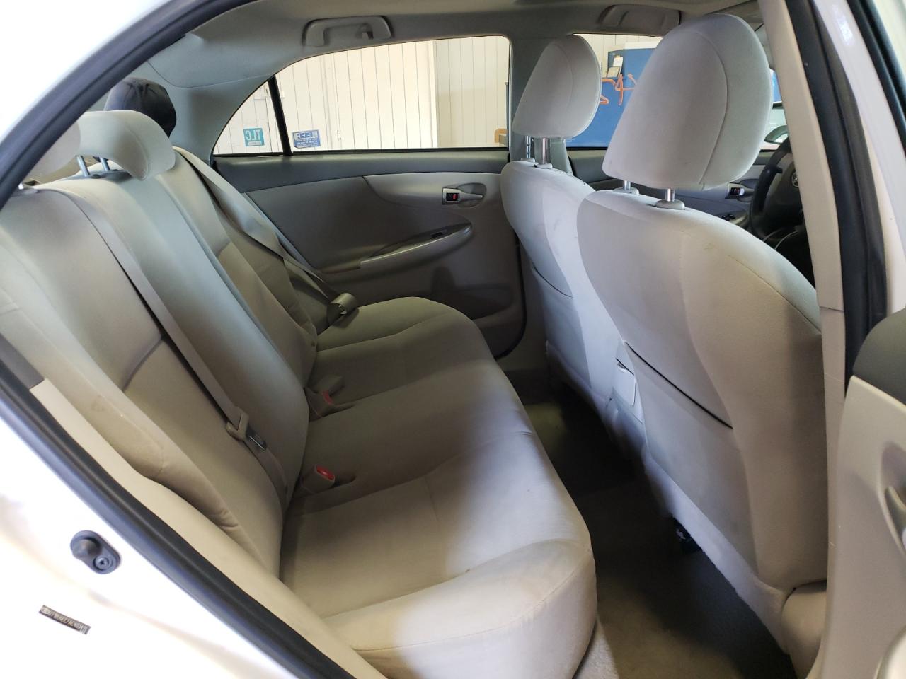 Photo 6 from auction – 2010 TOYOTA COROLLA BA with VIN 2T1BU4EE7AC403411