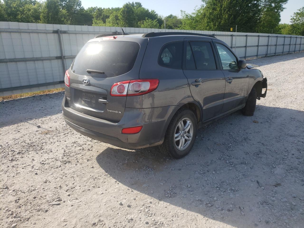 Photo 4 from auction – 2010 HYUNDAI SANTA FE G with VIN 5NMSG3AB2AH379512