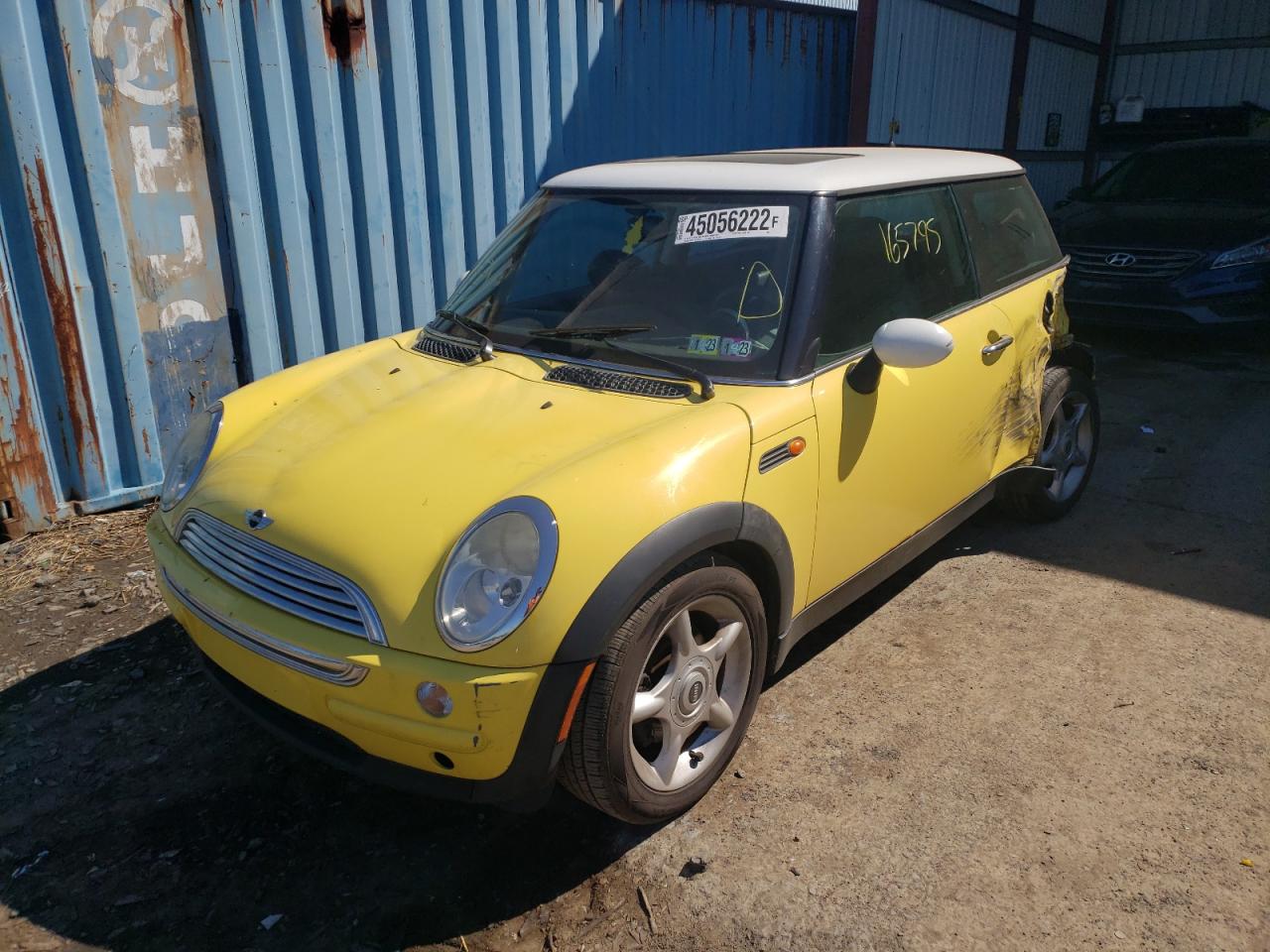 Photo 2 from auction – 2003 MINI COOPER with VIN WMWRC33403TE18866