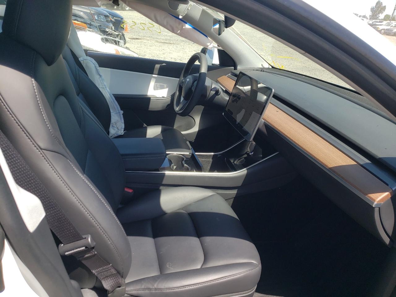 Foto 5 de la subasta – 2020 TESLA MODEL Y con VIN 5YJYGDEEXLF015489