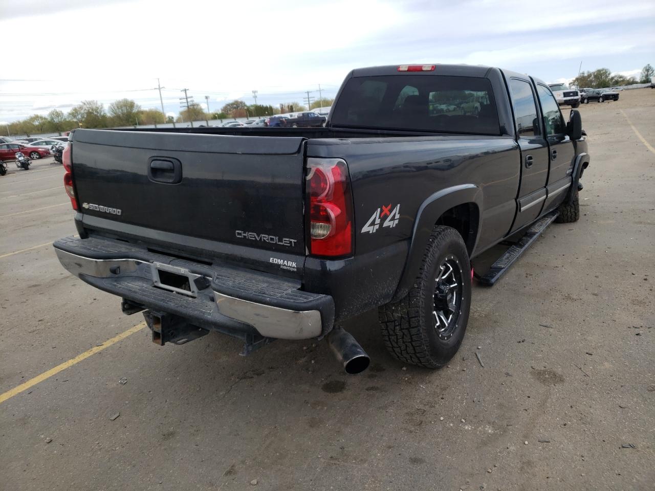 Photo 4 from auction – 2005 CHEVROLET SILVERADO with VIN 1GCHK23245F837831
